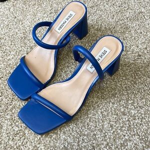 Steve Madden blue sandals